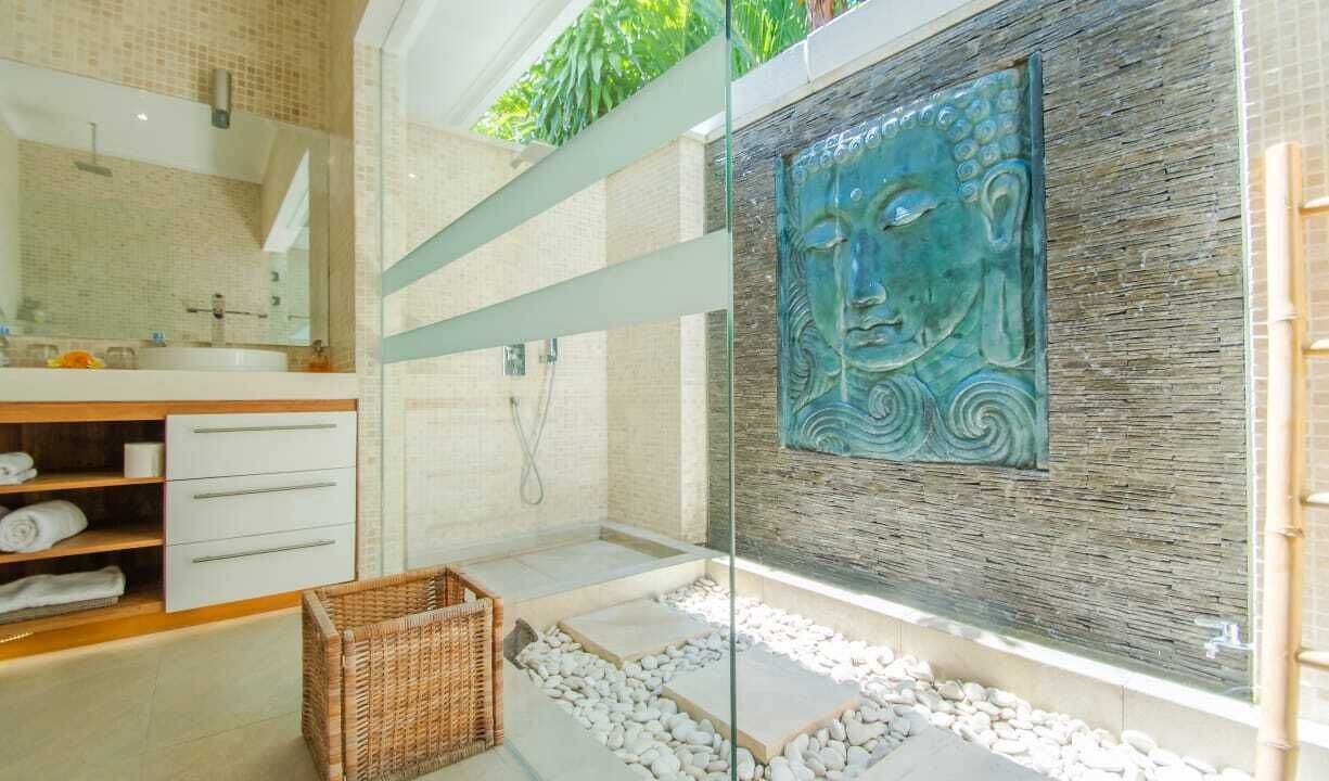Photo of Bathroom in Umeanyar