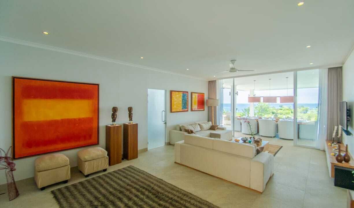 Photo of Livingroom in Umeanyar