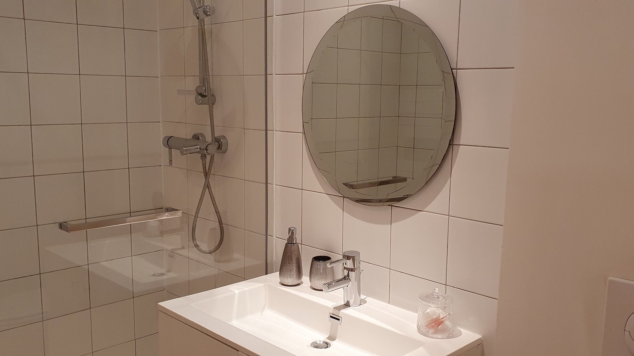 Photo of Bathroom in Cannes City Centre
