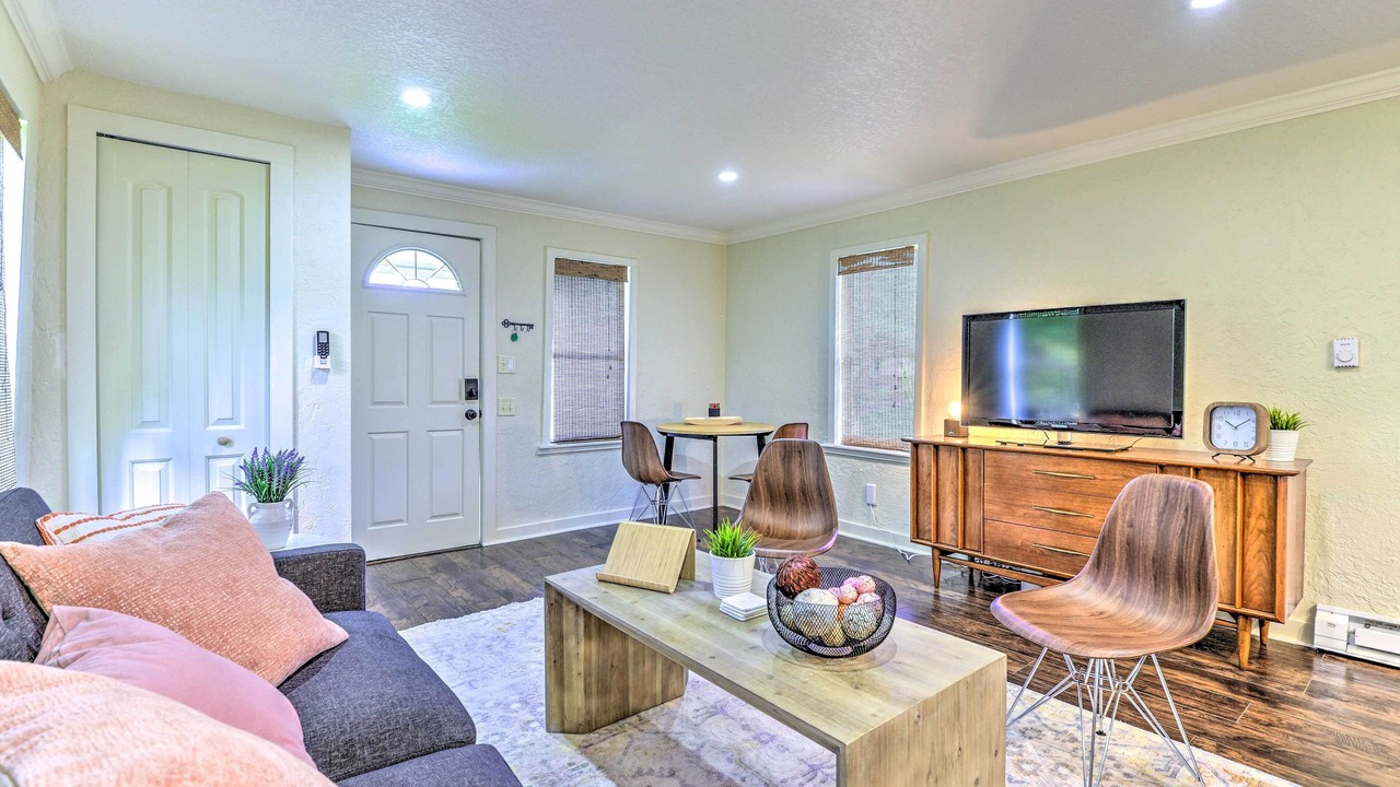 Photo of Bedroom in Winter Garden