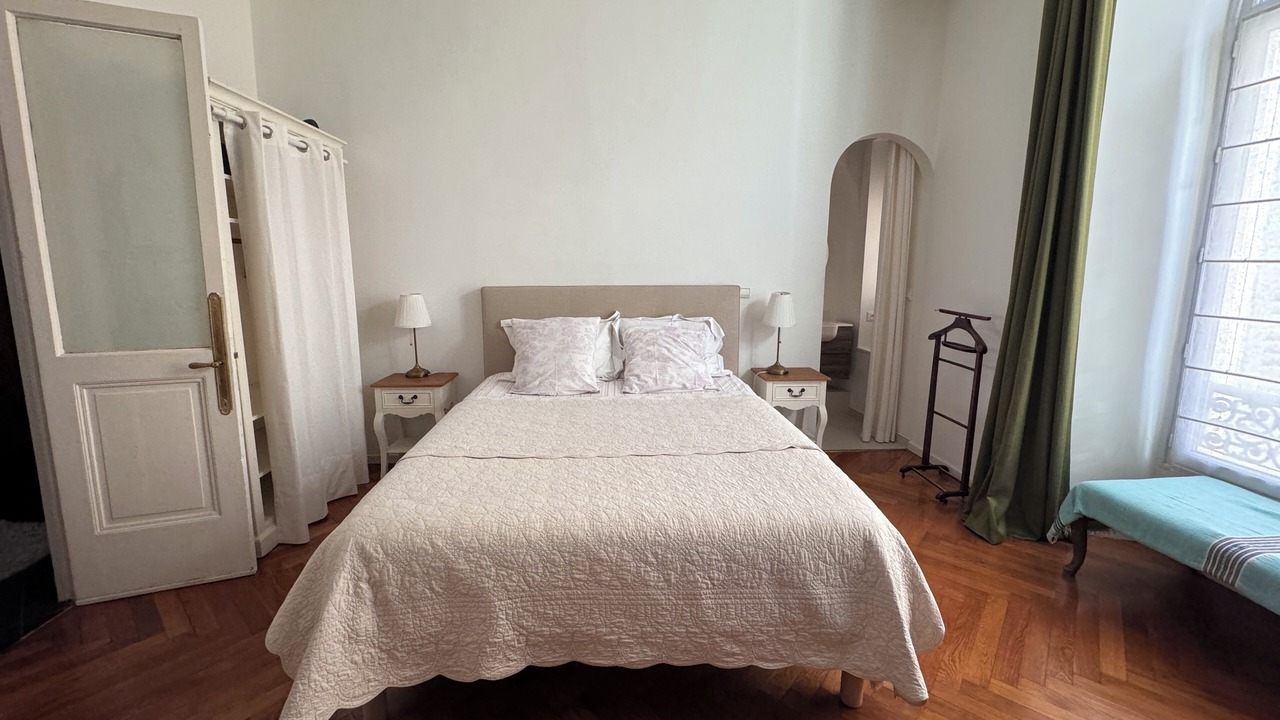 Photo of Bedroom in Jean-Medecin