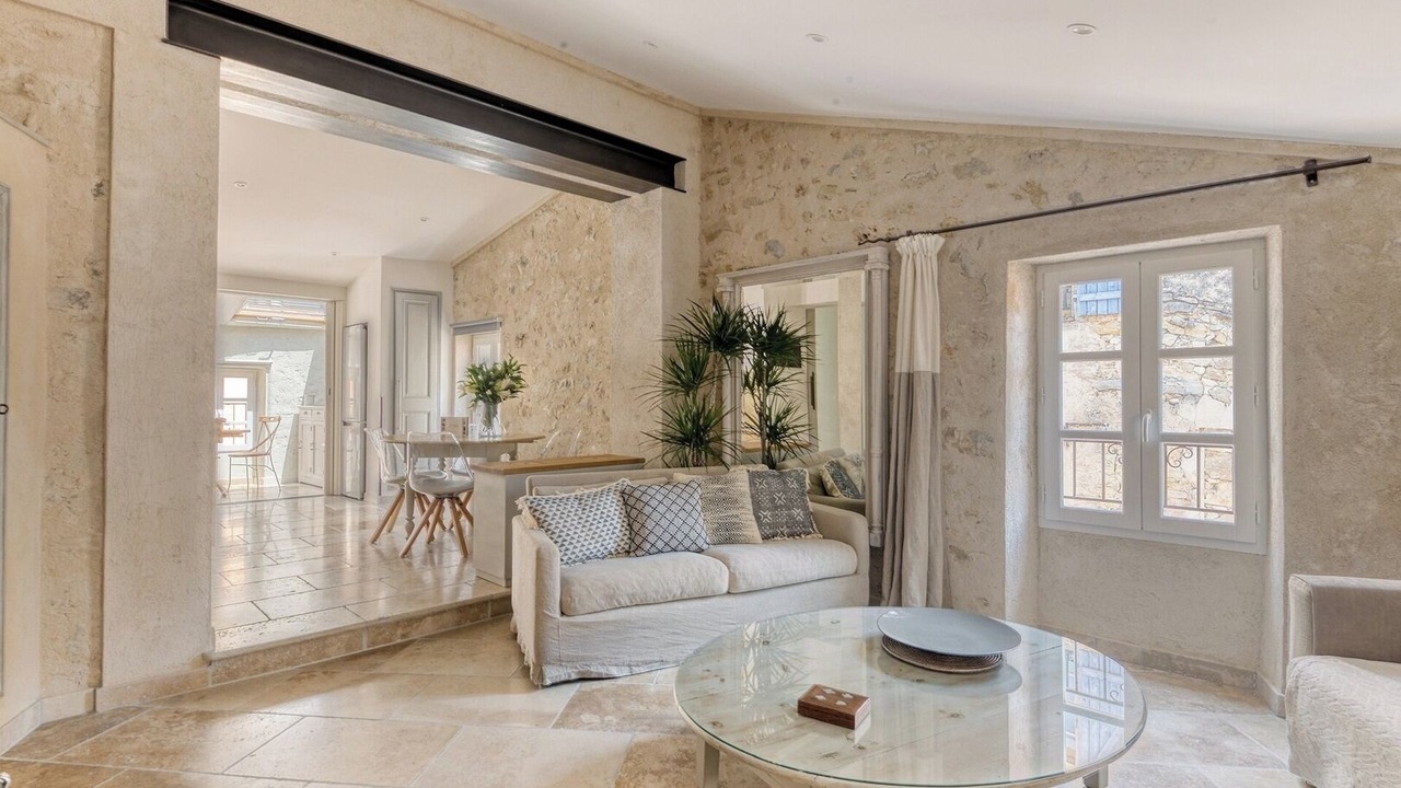 Photo of Bedroom in Valbonne