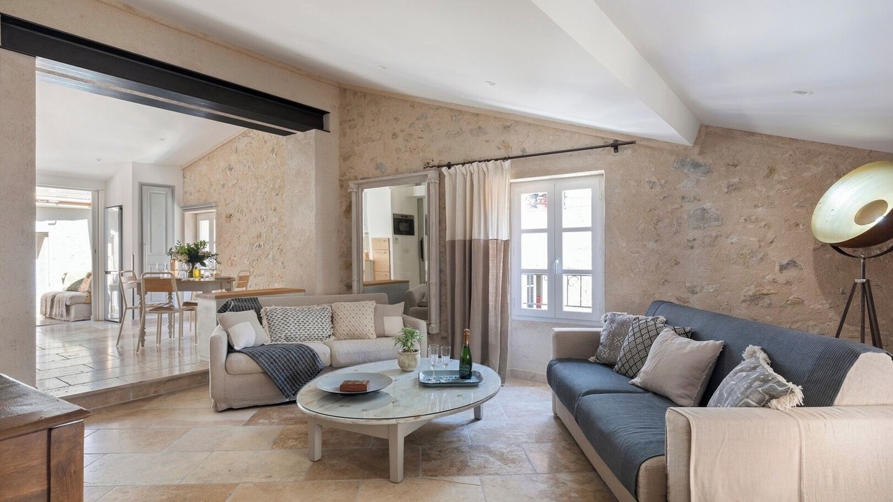 Photo of Livingroom in Valbonne