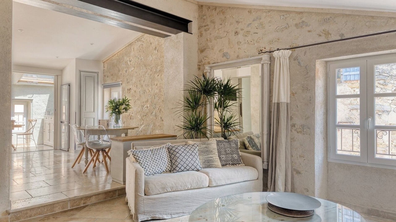 Photo of Bedroom in Valbonne
