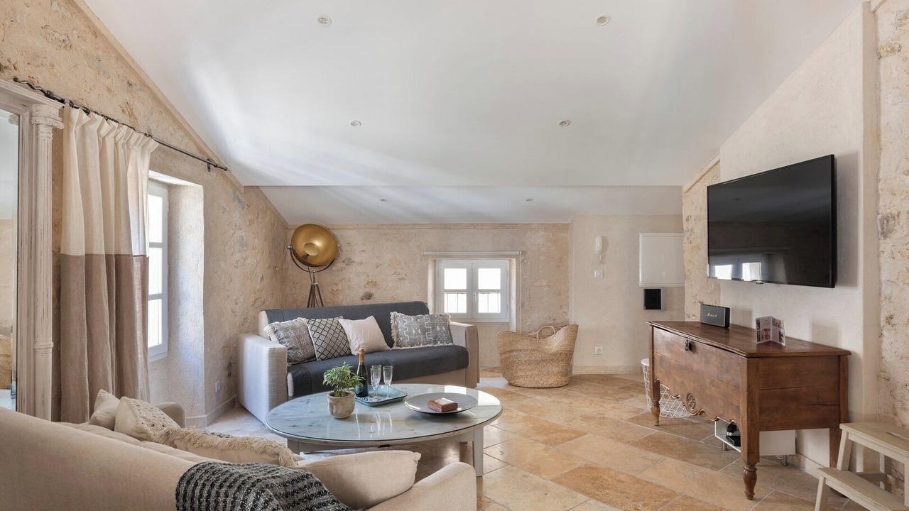 Photo of Livingroom in Valbonne