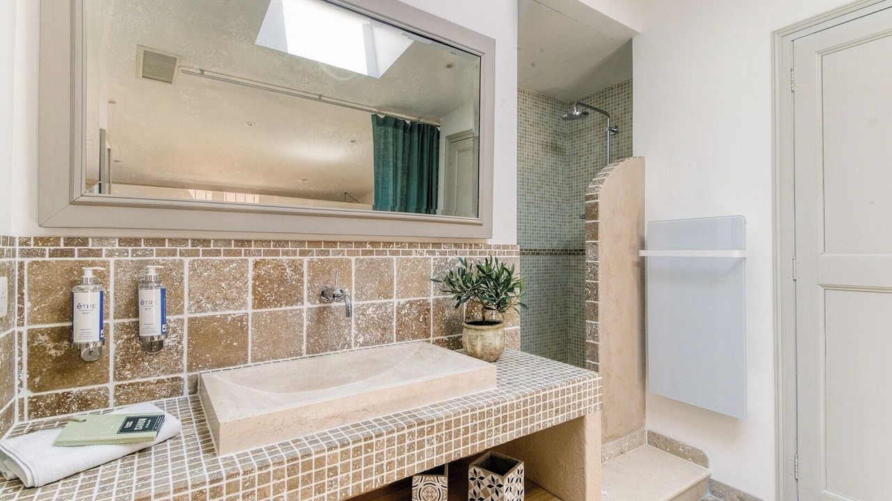 Photo of Bathroom in Valbonne