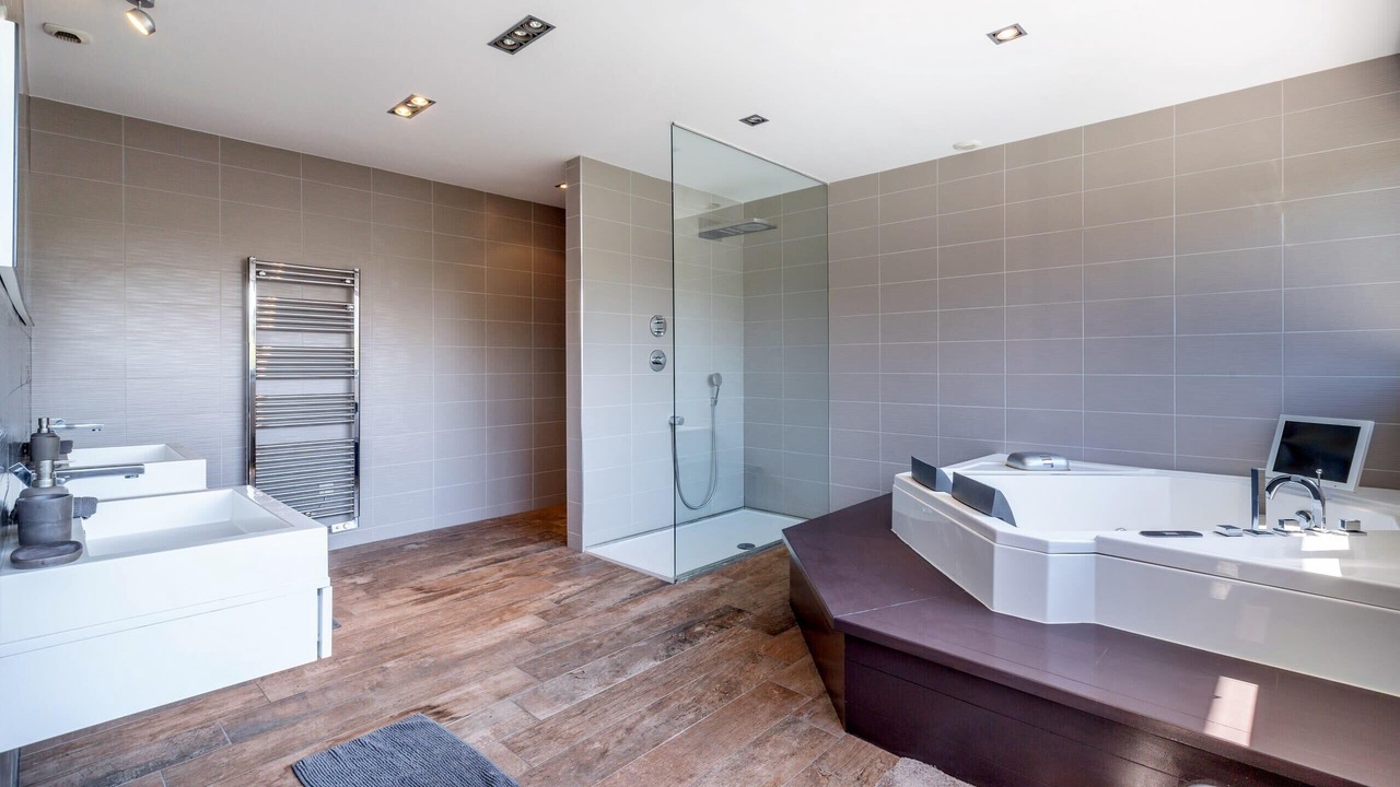 Photo of Bathroom in Carnot