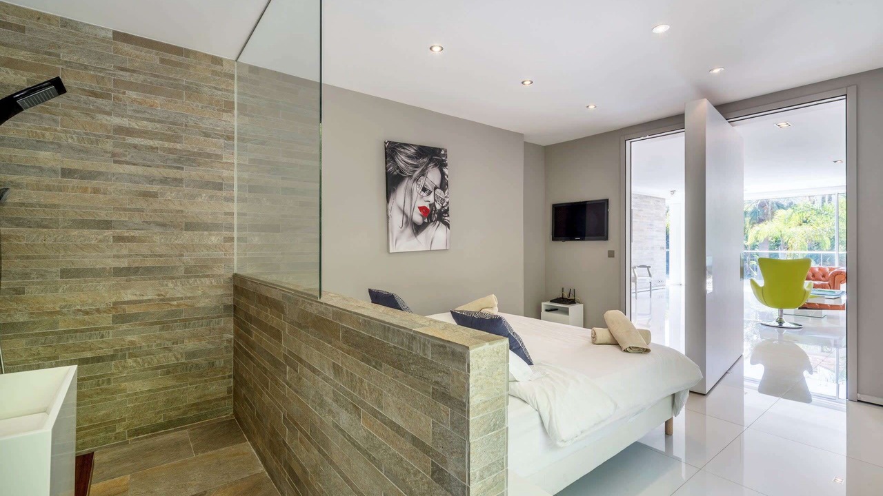 Photo of Bedroom in Carnot