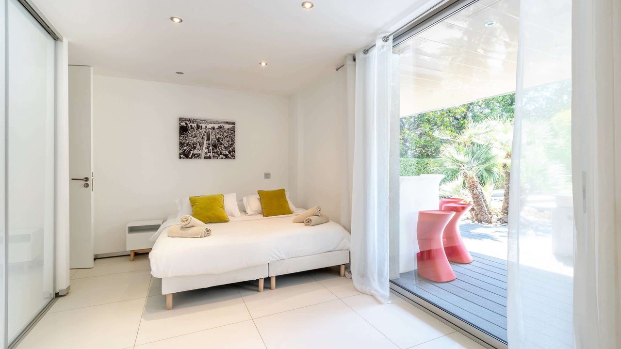 Photo of Bedroom in Carnot