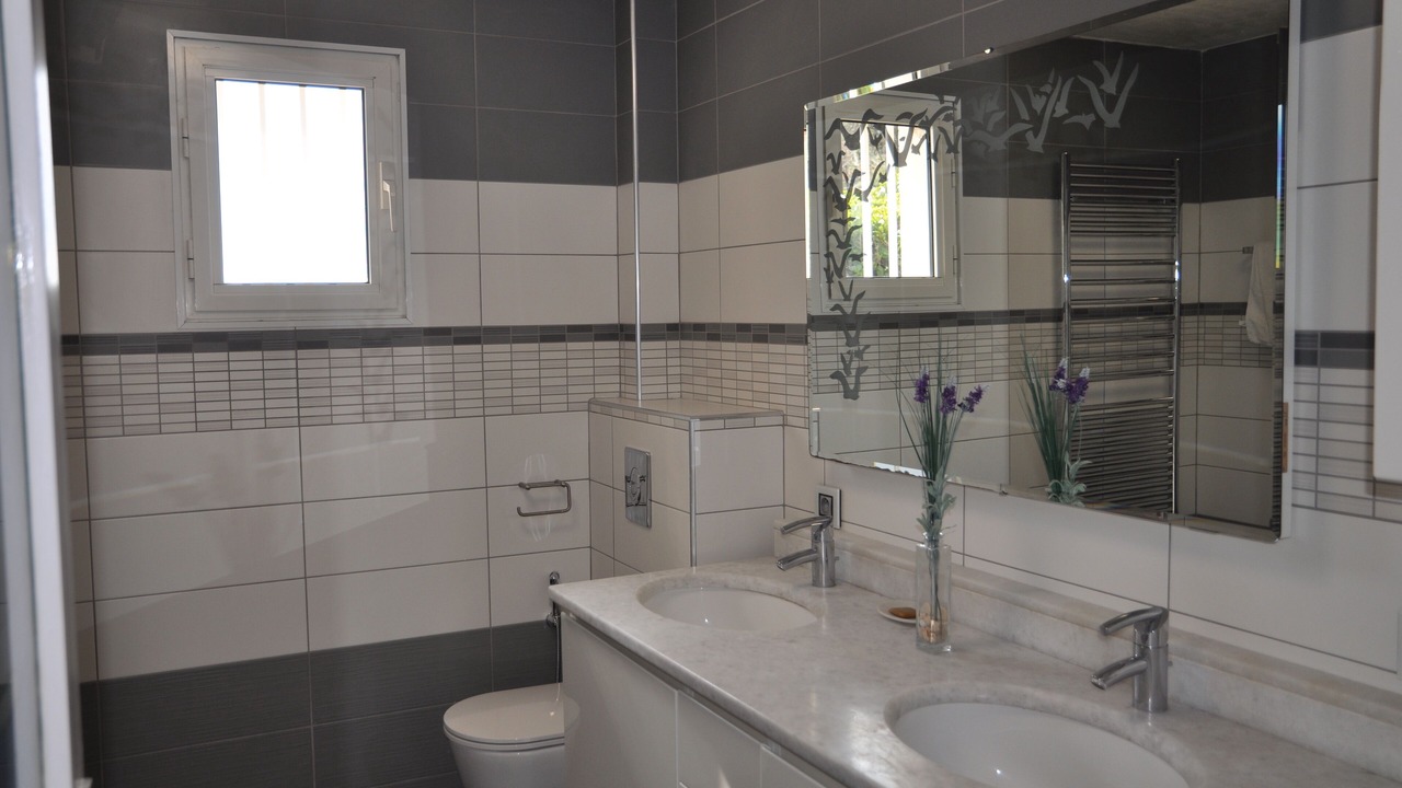 Photo of Bathroom in Aspremont