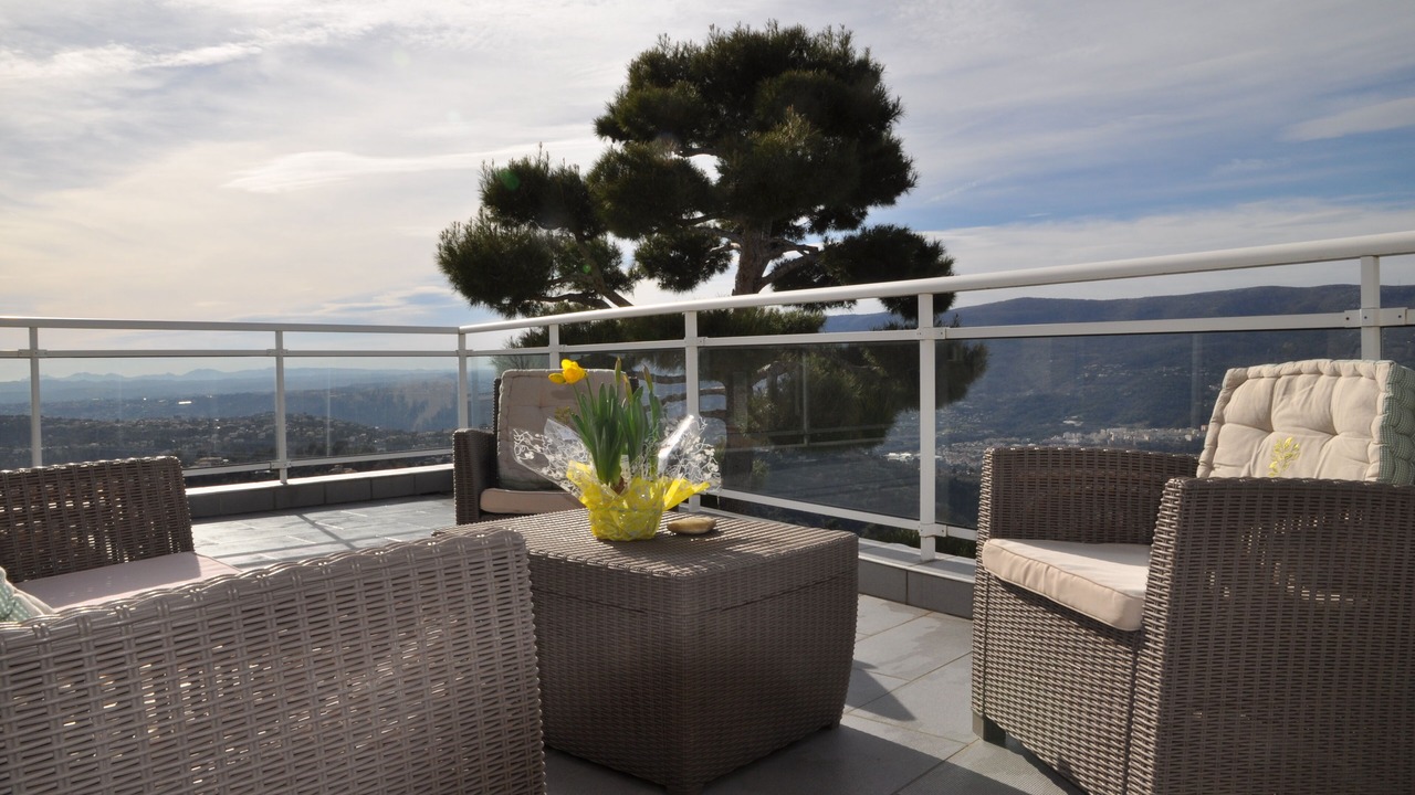 Photo of Patio Balcony in Aspremont