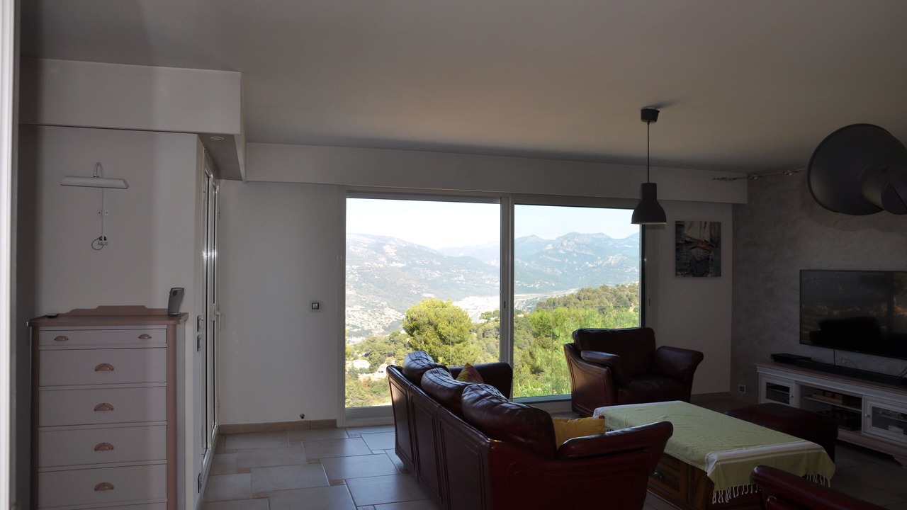 Photo of Livingroom in Aspremont