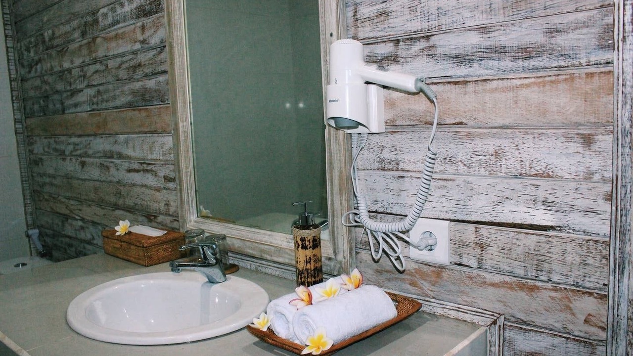 Photo of Bathroom in Tanjungbenoa