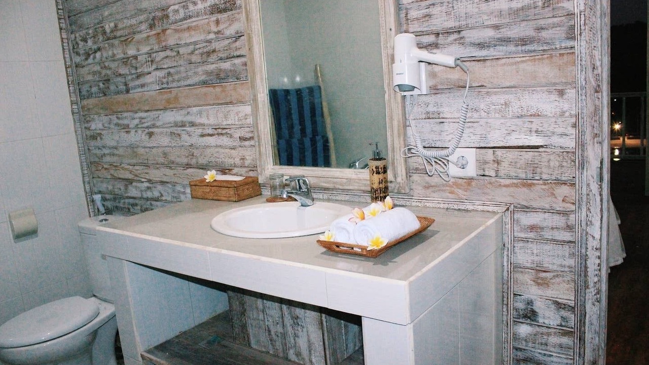 Photo of Bathroom in Tanjungbenoa