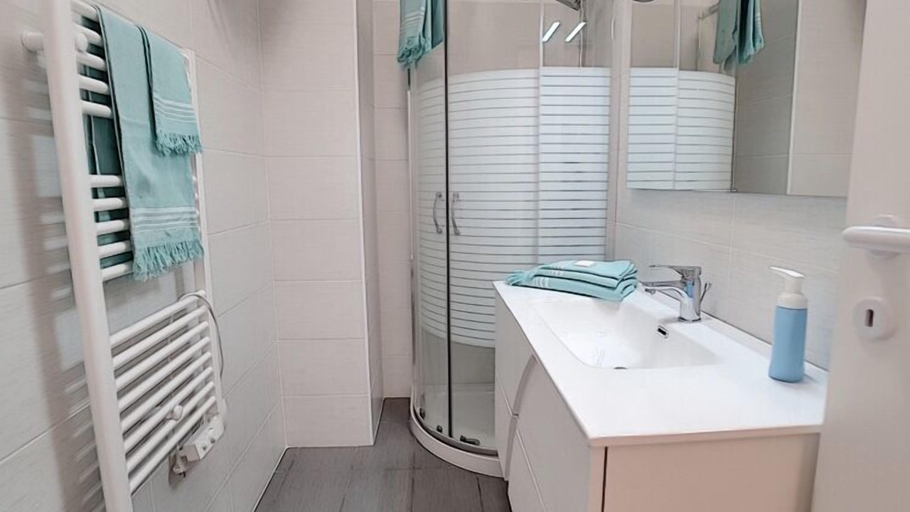 Photo of Bathroom in Juan-les-Pins