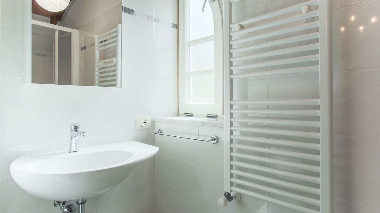 Photo of Bathroom in Petrognano