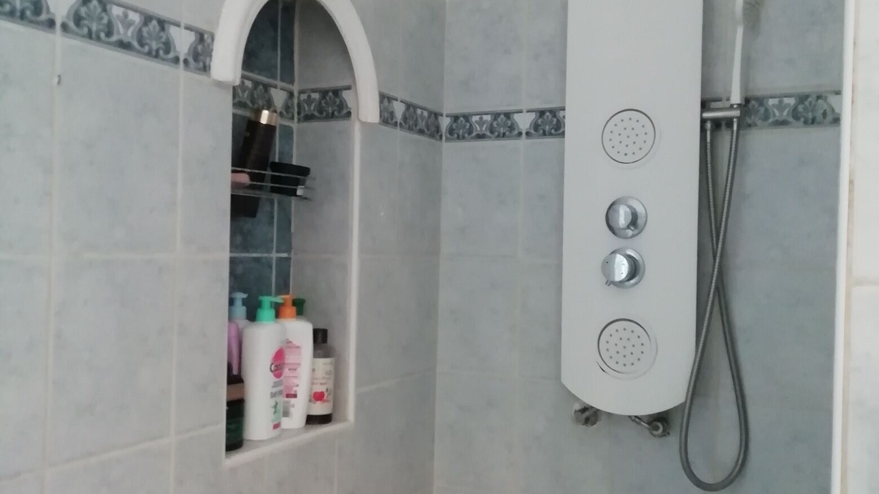 Photo of Bathroom in Contes