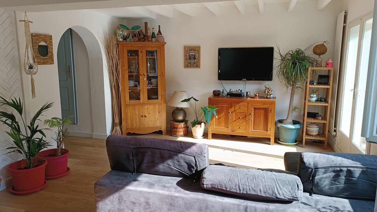 Photo of Livingroom in Contes