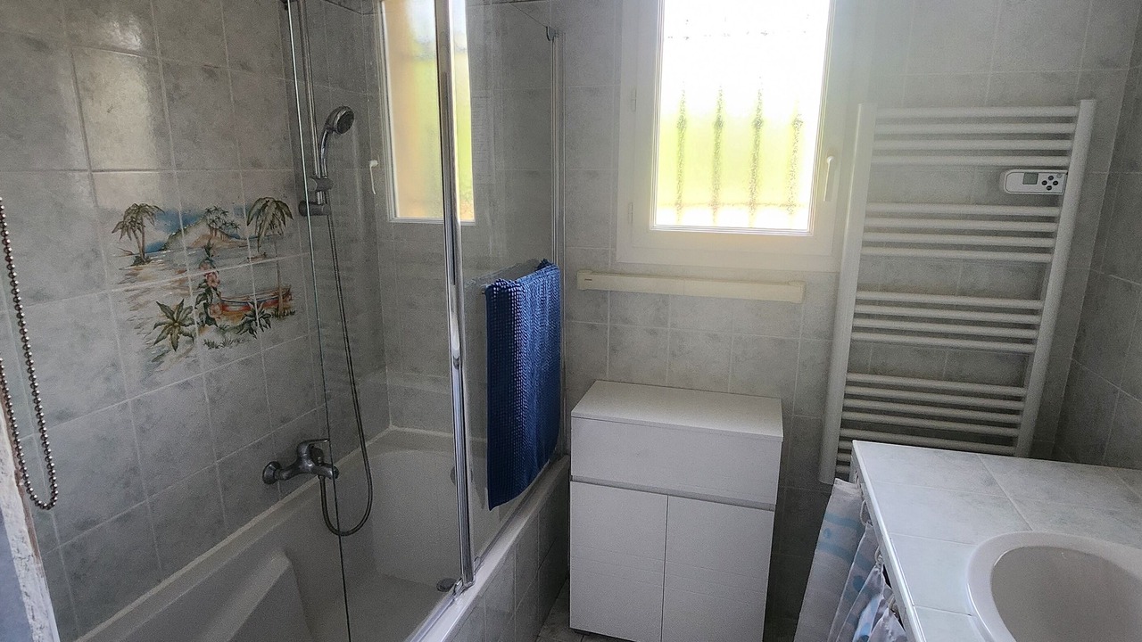 Photo of Bathroom in Saint-Jacques