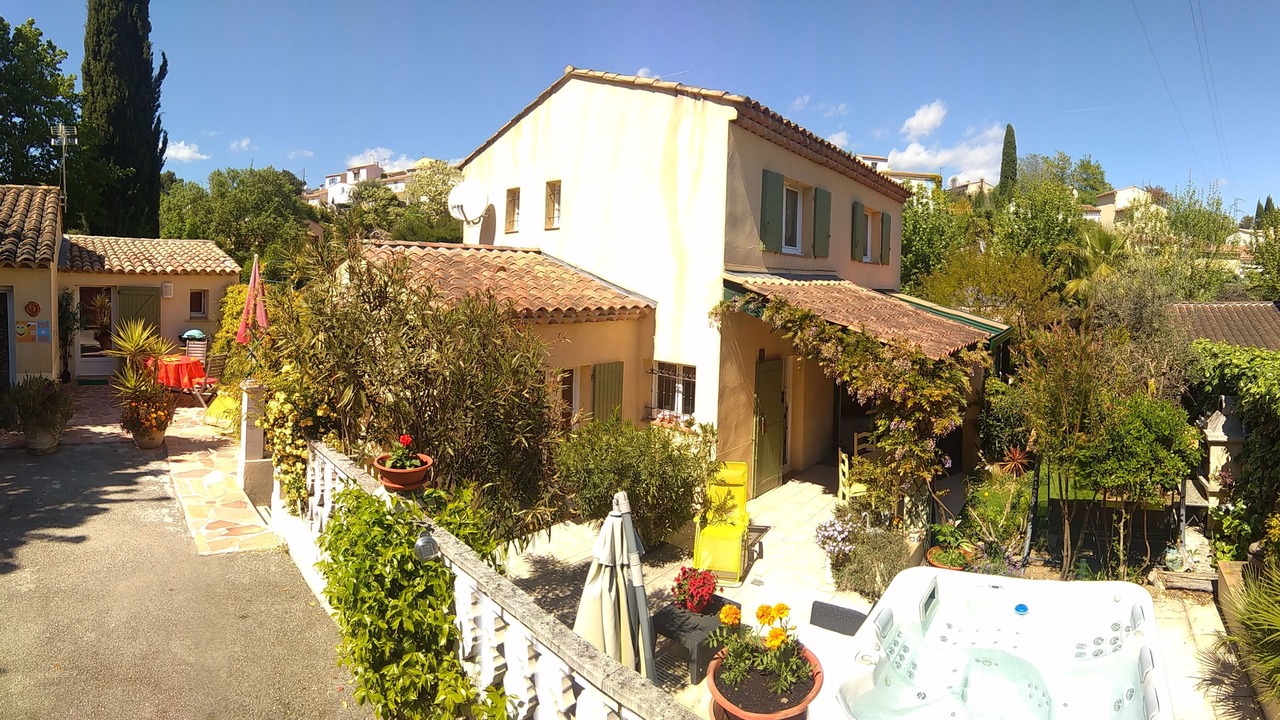 Photo of Outdoor in Saint-Jacques