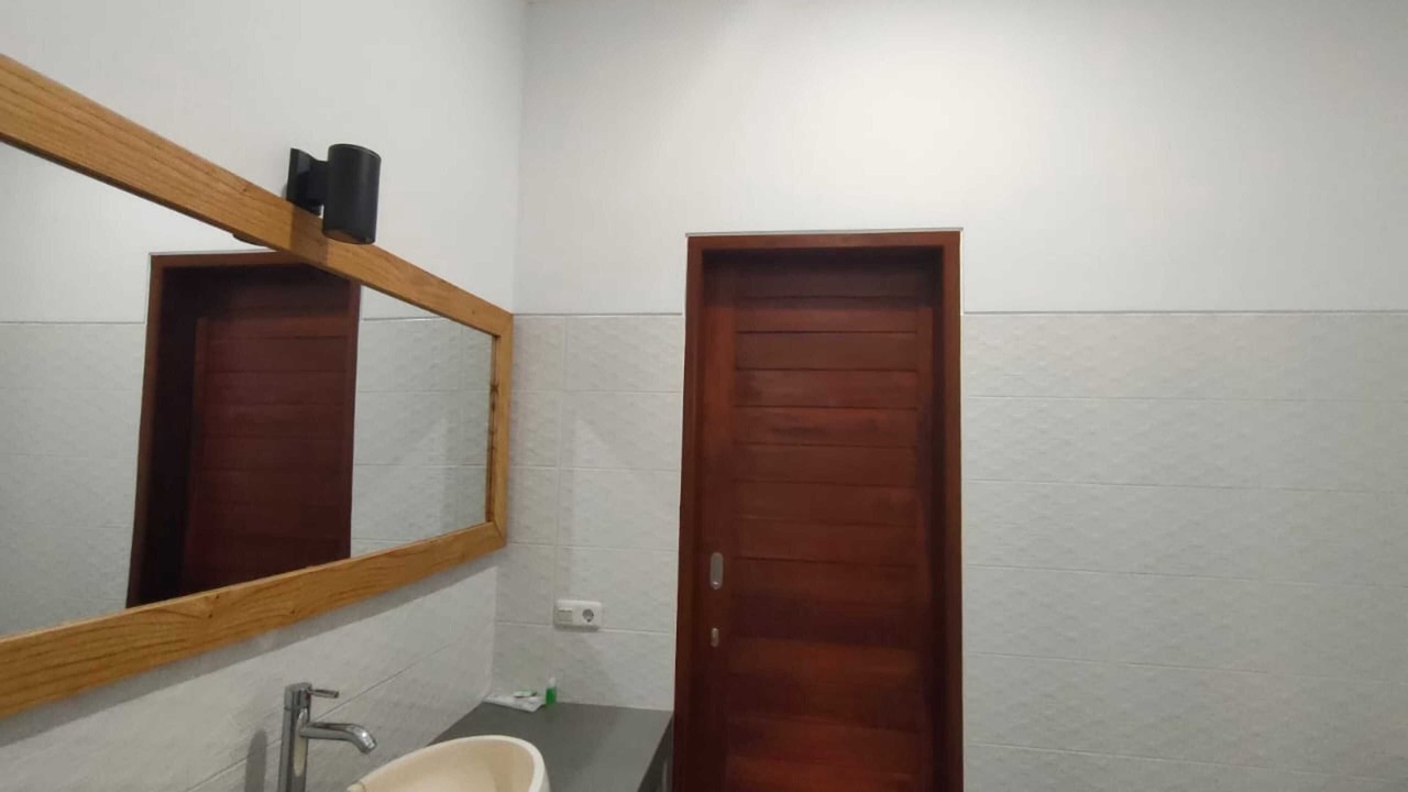 Photo of Bathroom in Bukti