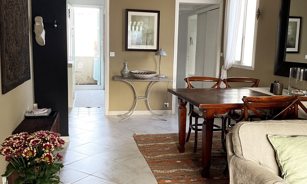 Photo of Bedroom in Jean-Medecin