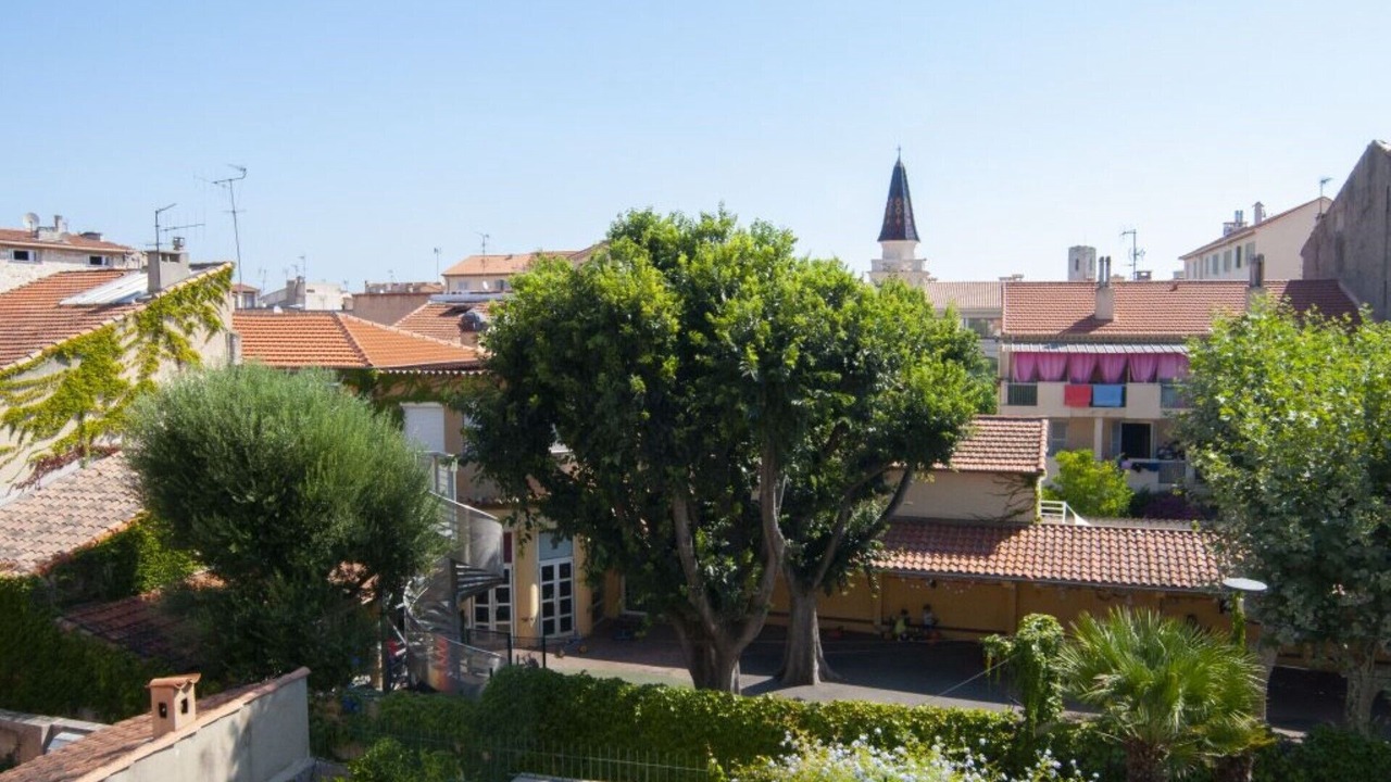Photo of Bedroom in Antibes Old Town