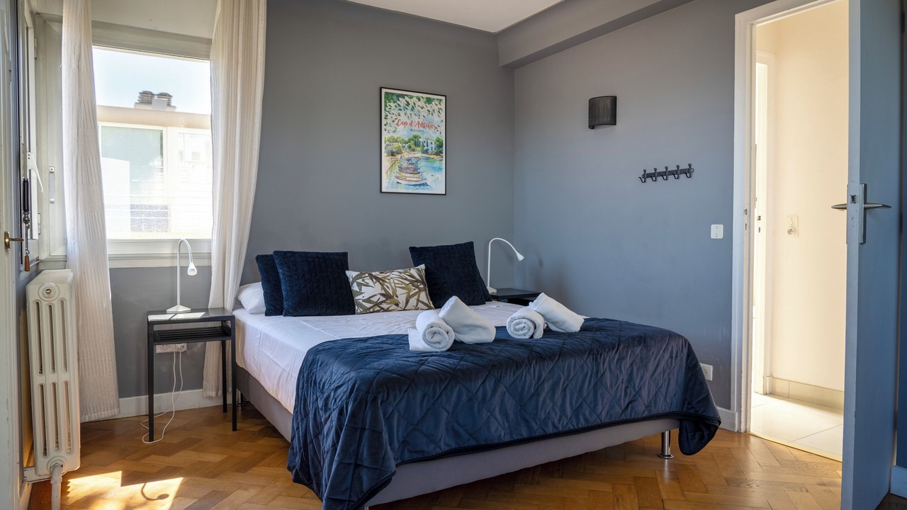 Photo of Bedroom in Golfe Juan