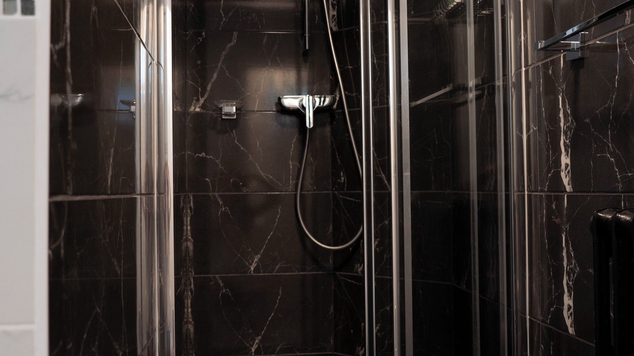 Photo of Bathroom in Golfe Juan