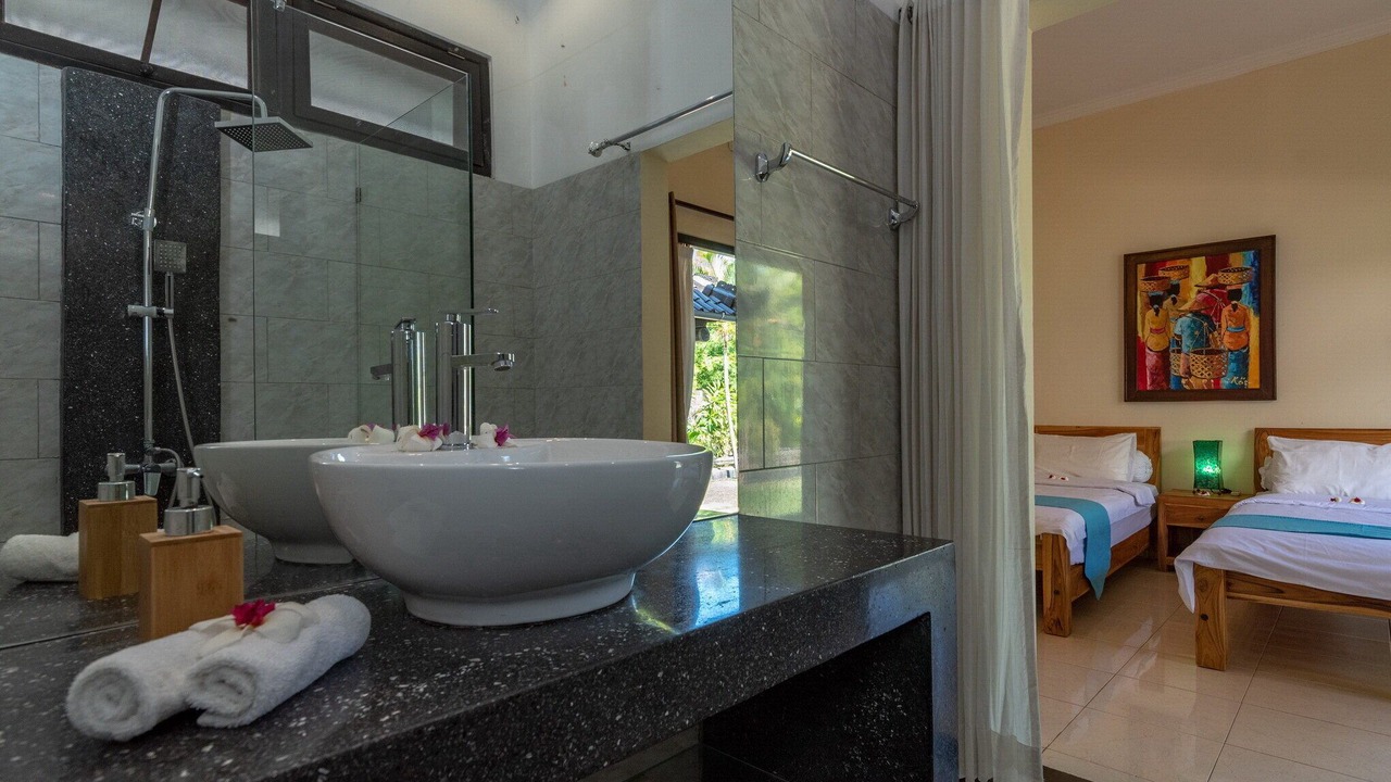 Photo of Bathroom in Dencarik