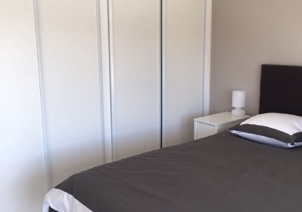 Photo of Bedroom in Mandelieu-la-Napoule Beach