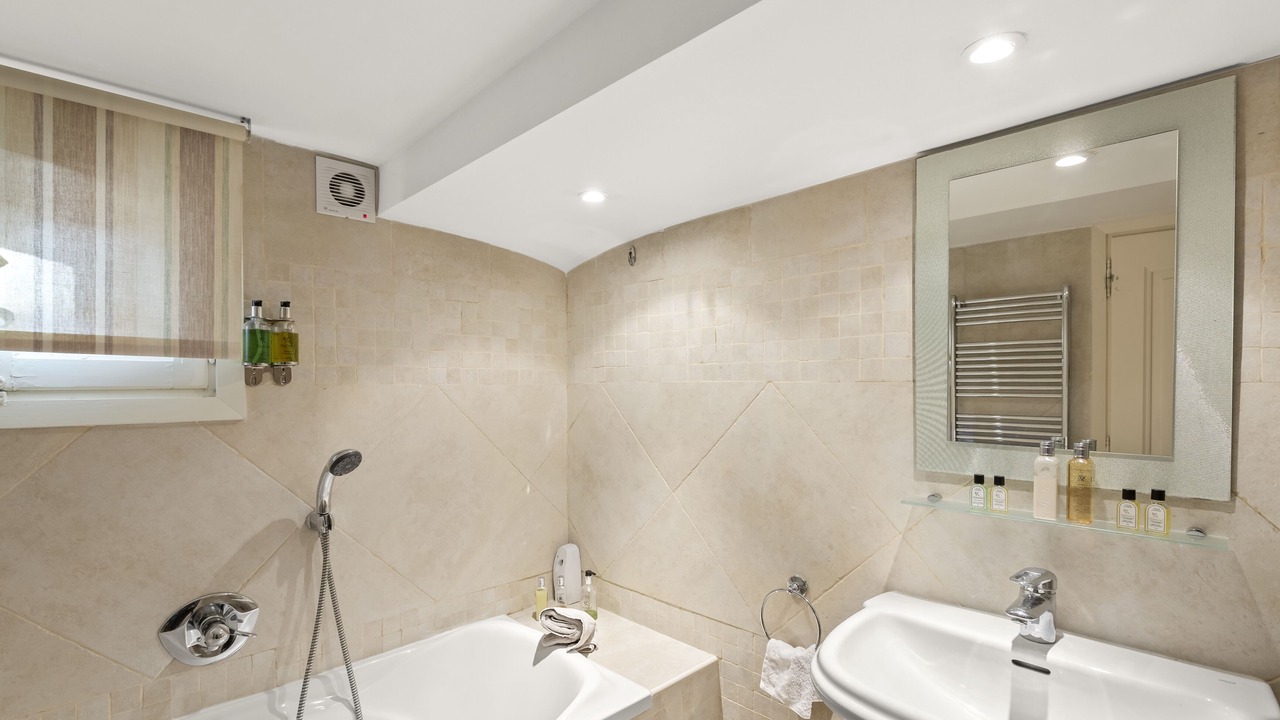 Photo of Bathroom in Theoule-sur-Mer