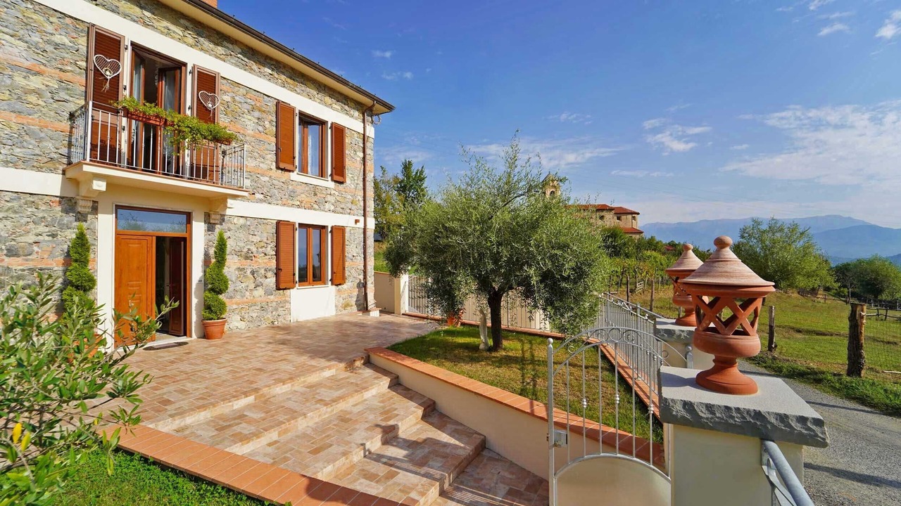 Photo of Outdoor in Tresana