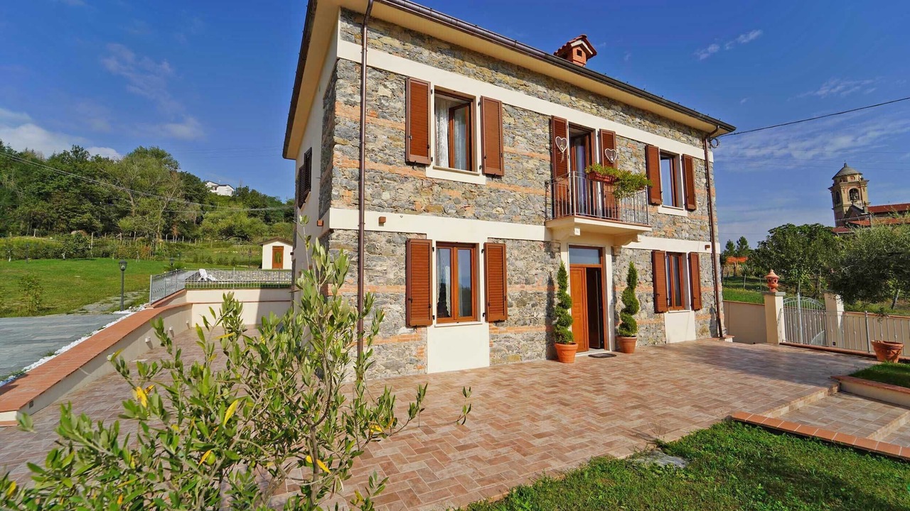 Photo of Outdoor in Tresana