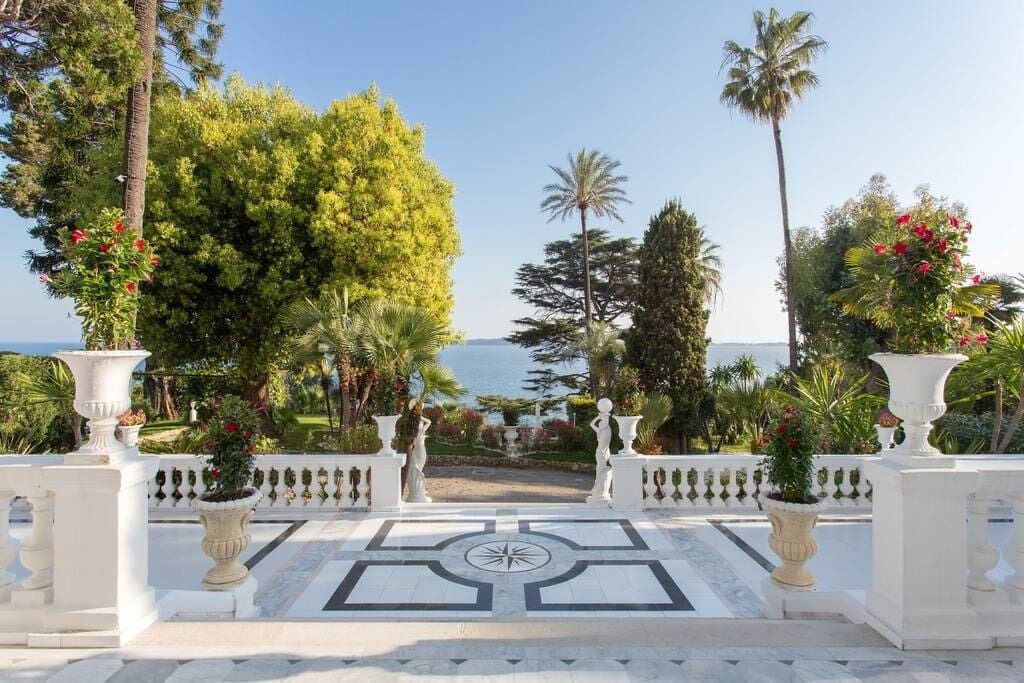 Photo of Outdoor in California - Pezou