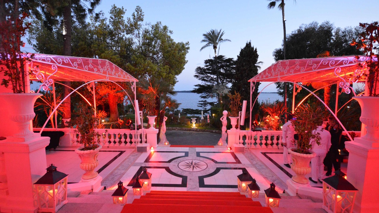 Photo of Outdoor in California - Pezou