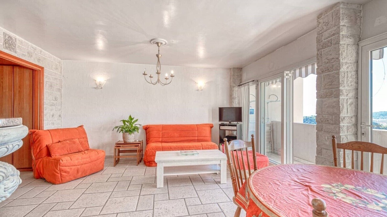 Photo of Livingroom in Mont Boron