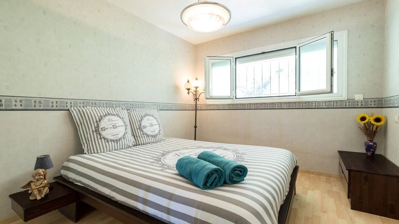 Photo of Bedroom in Mont Boron