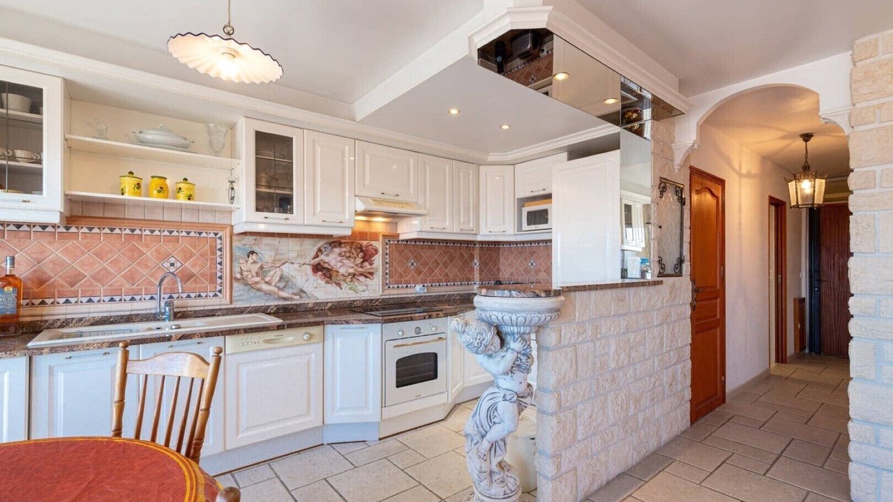 Photo of Kitchen in Mont Boron
