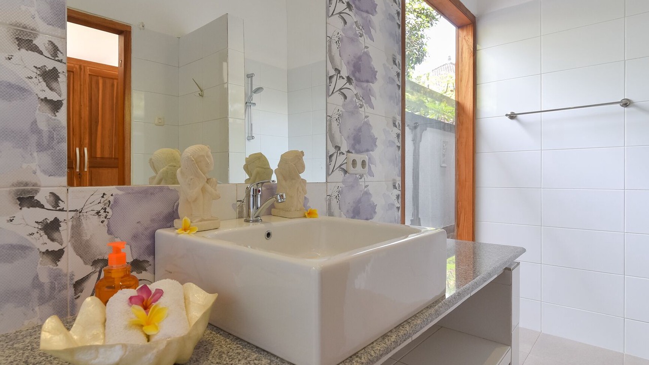 Photo of Bathroom in Anturan