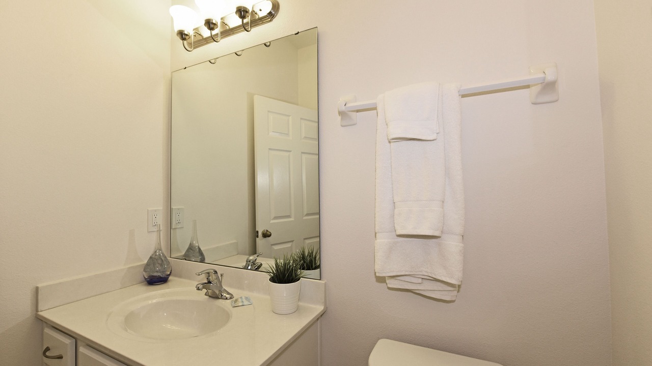 Photo of Bathroom in Watersong