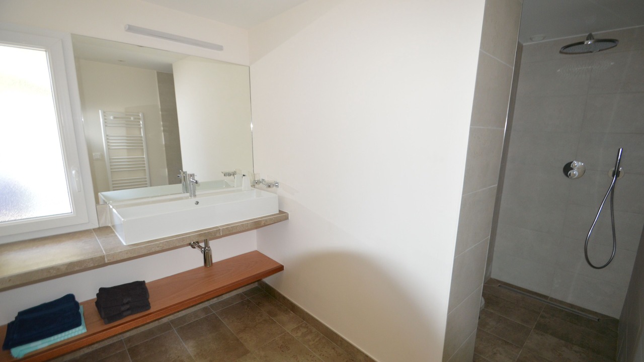 Photo of Bathroom in Antheor