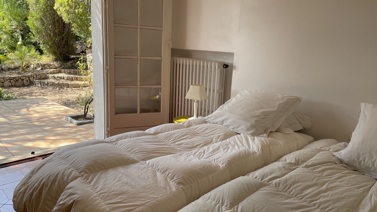 Photo of Bedroom in Antheor
