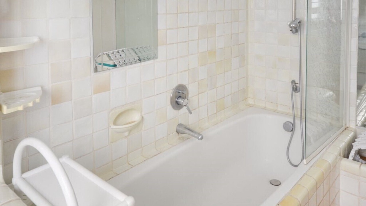 Photo of Bathroom in Plaine de la Brague