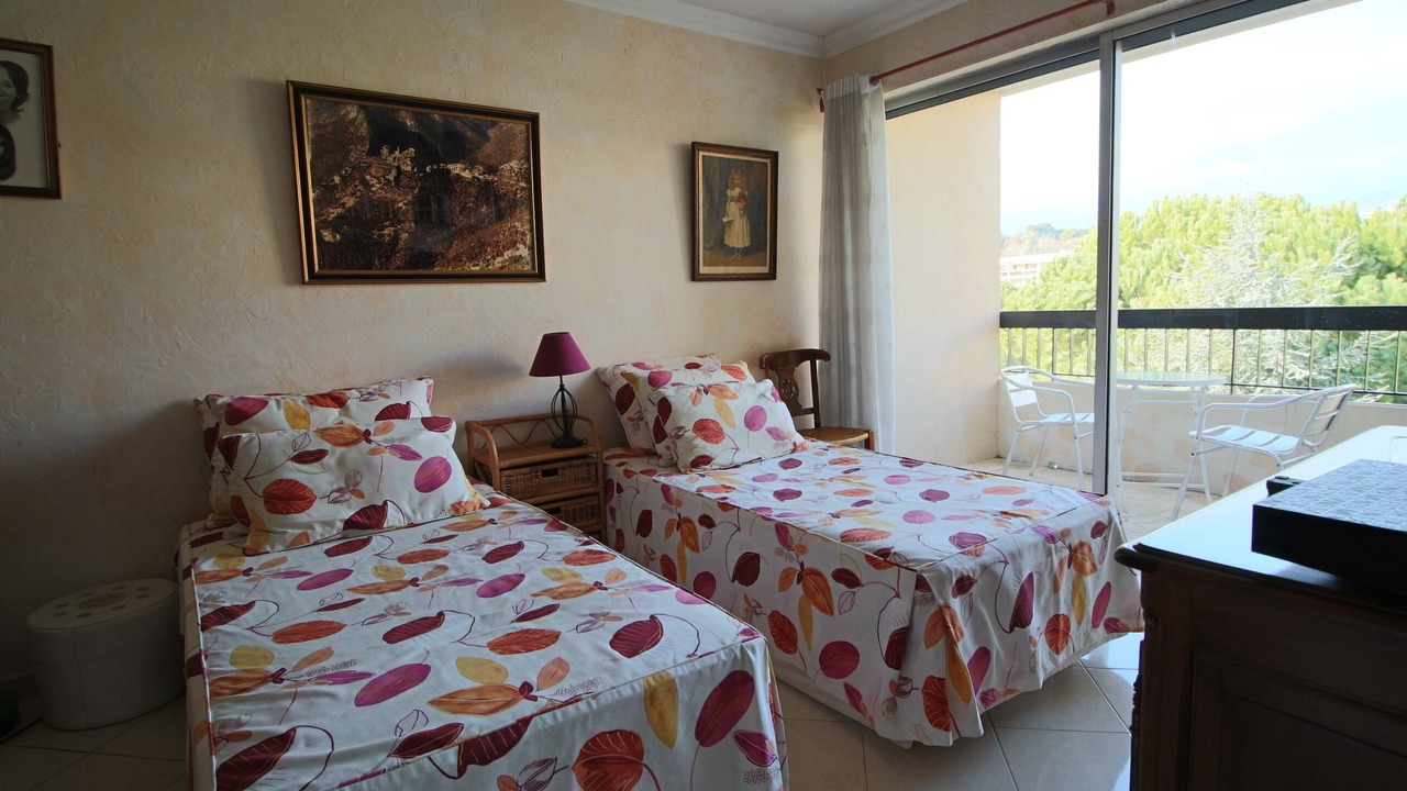 Photo of Bedroom in Villeneuve-Loubet