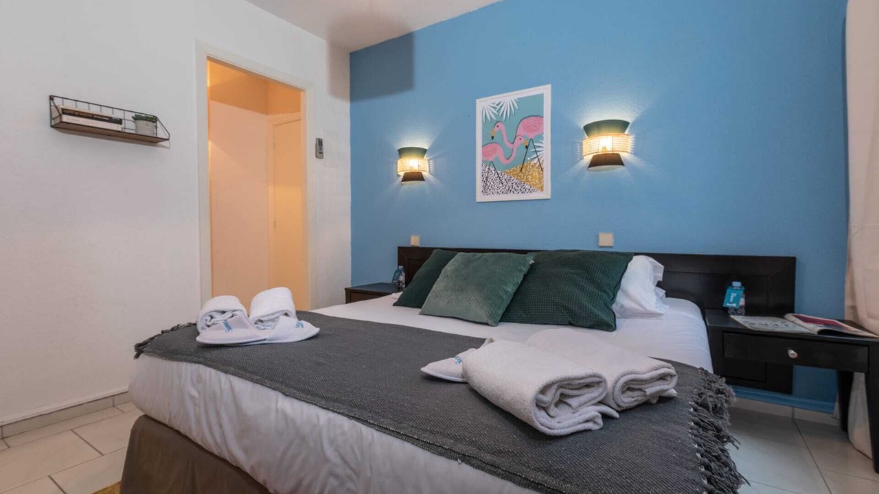 Photo of Bedroom in Juan-les-Pins