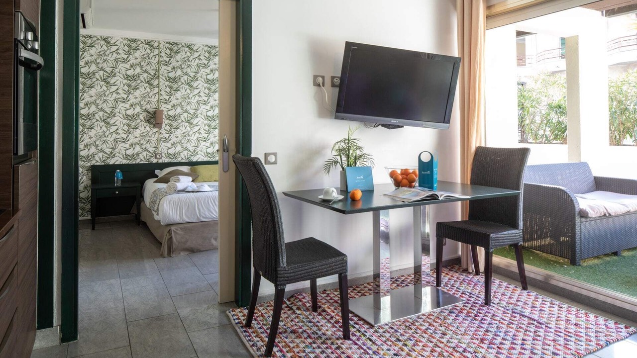 Photo of Bedroom in Juan-les-Pins