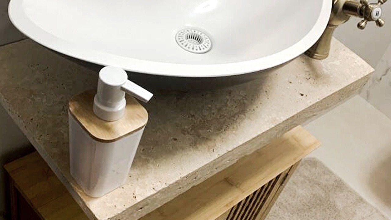 Photo of Bathroom in Cannes City Centre