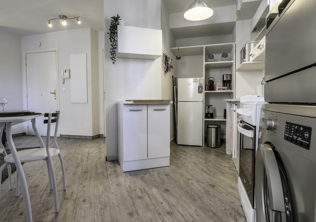 Photo of Kitchen in Riou - Petit Juas - Av de Grasse