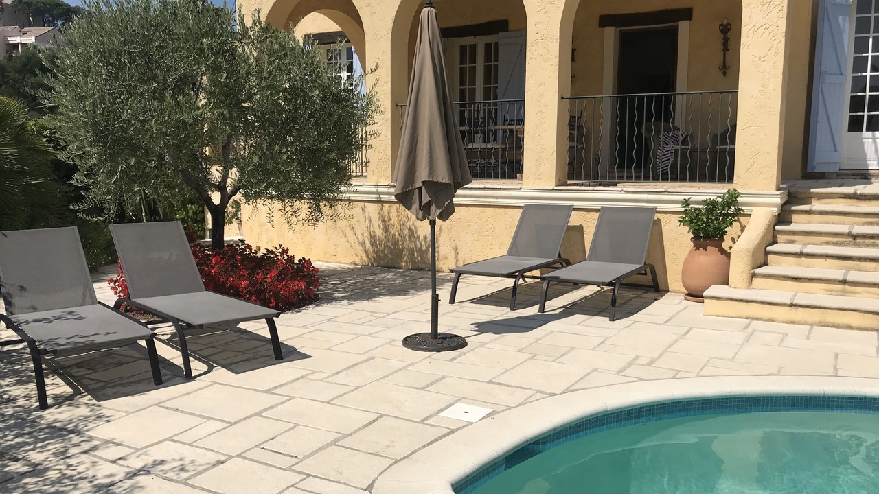 Photo of Outdoor in La Croix des Gardes
